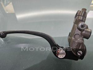 636 KAWASAKI ZX636R 2005 2006 ΤΡΟΜΠΑ ΦΡΕΝΟΥ ΜΠΡΟΣΤΑ ΓΝΗΣΙΑ ΣΕ ΠΟΛΥ ΚΑΛΗ ΚΑΤΑΣΤΑΣΗ MotorDMS.